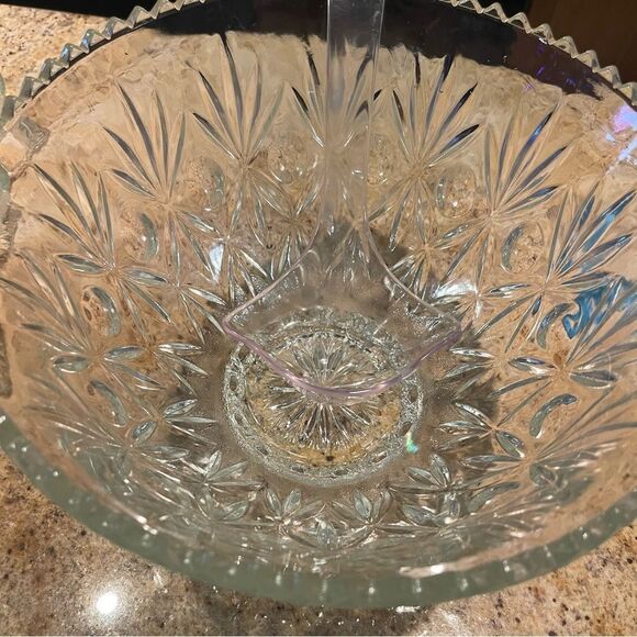 Vintage Large glass punch bowl - set of 12 cups - Picture 7 of 15